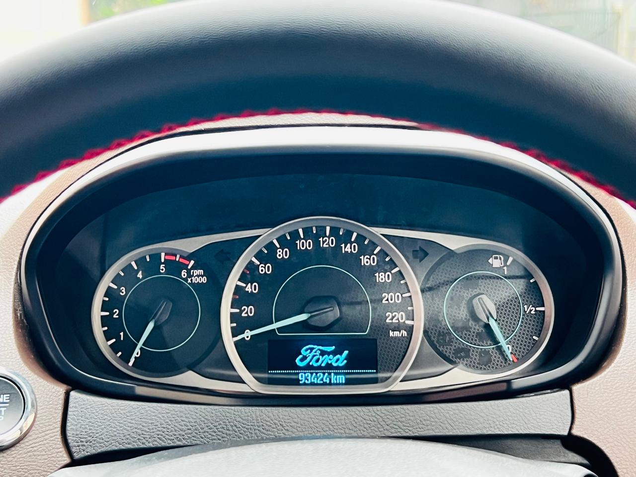 Ford Freestyle - Image 7
