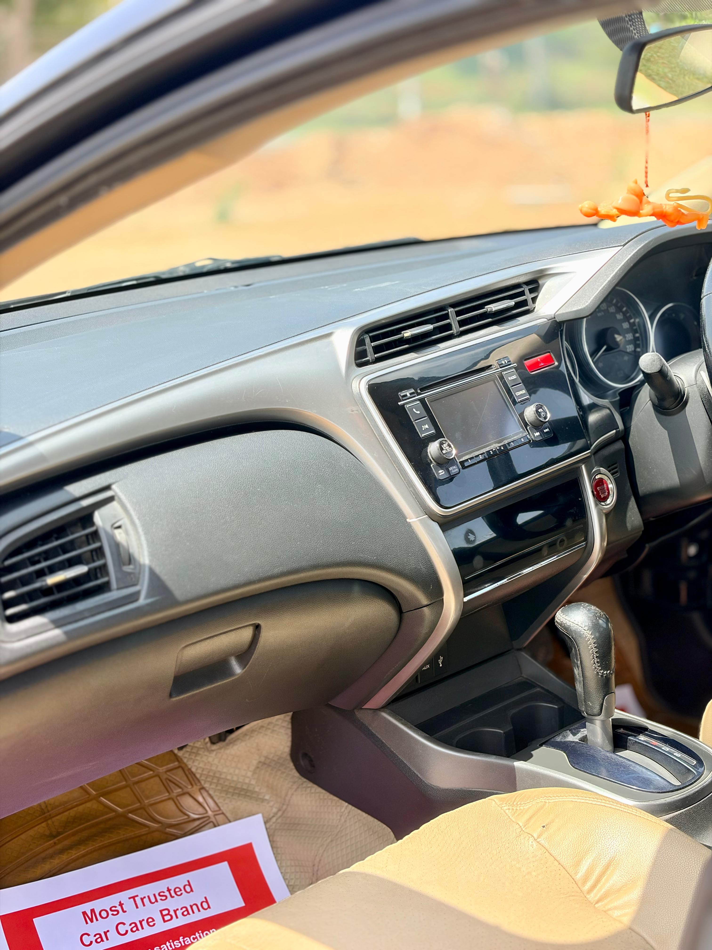 Honda City - Image 2