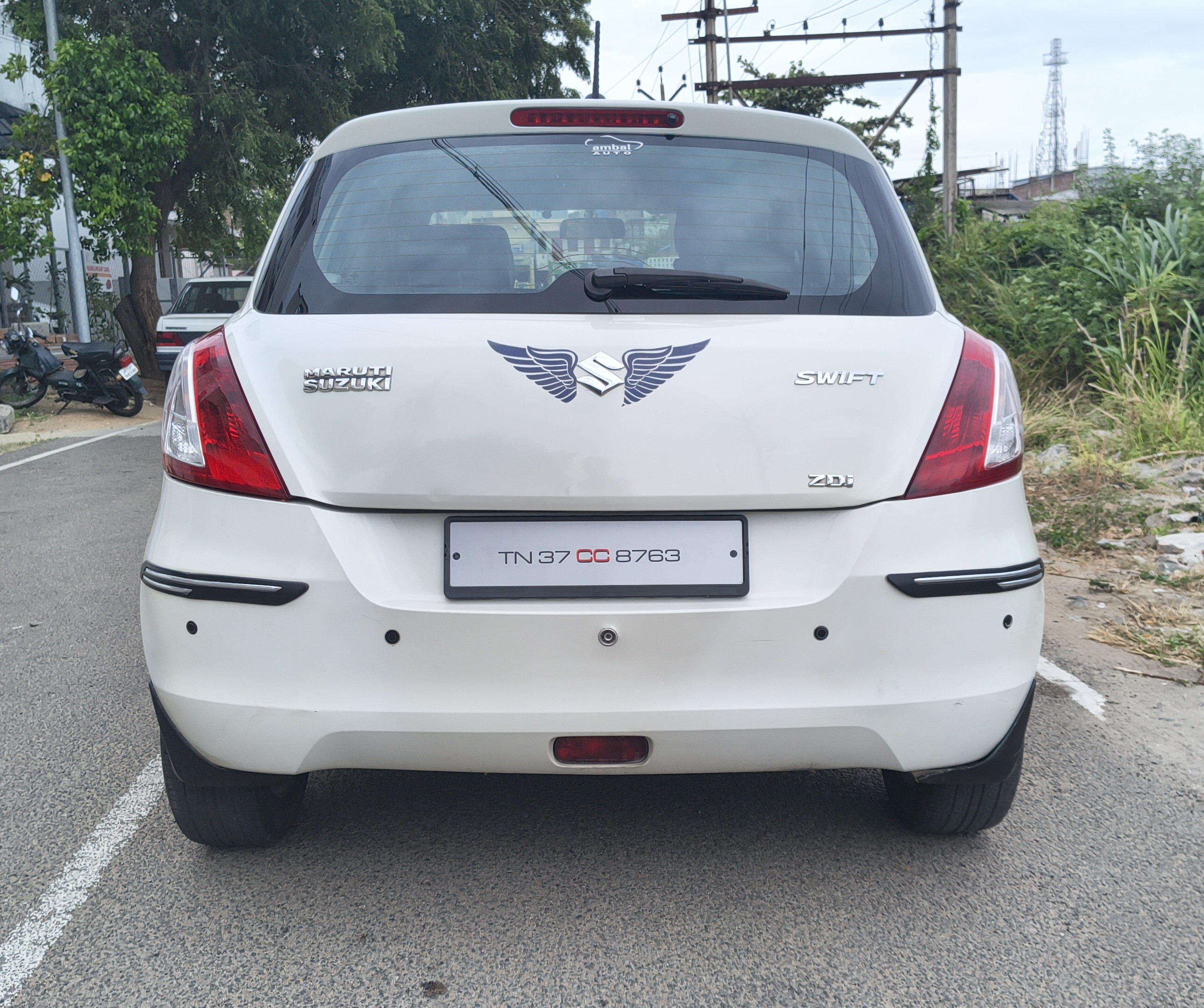 Maruti Suzuki Swift - Image 4
