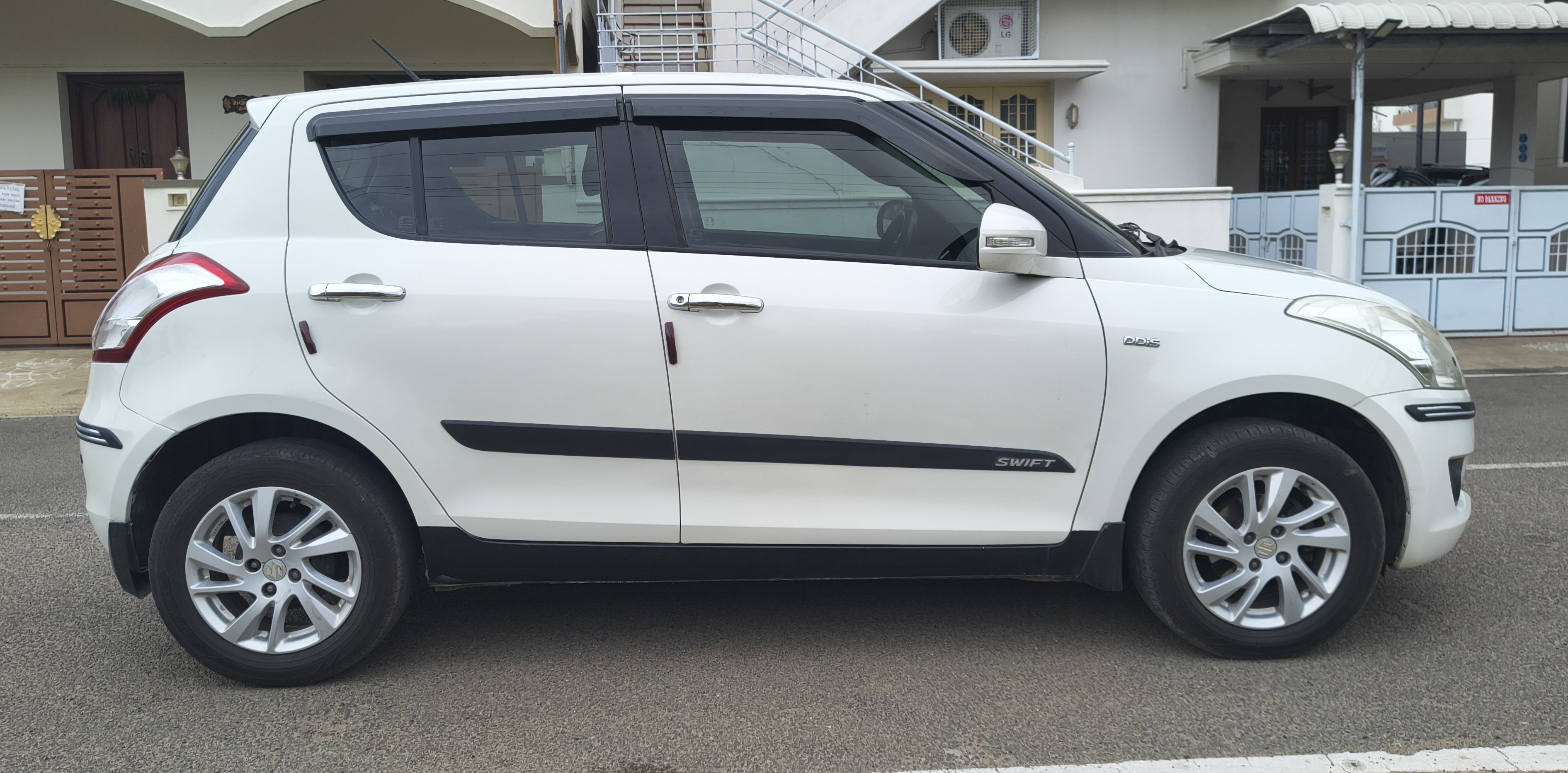 Maruti Suzuki Swift - Image 6