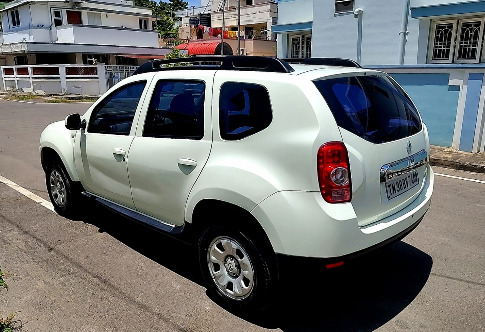 Renault Duster - Image 2
