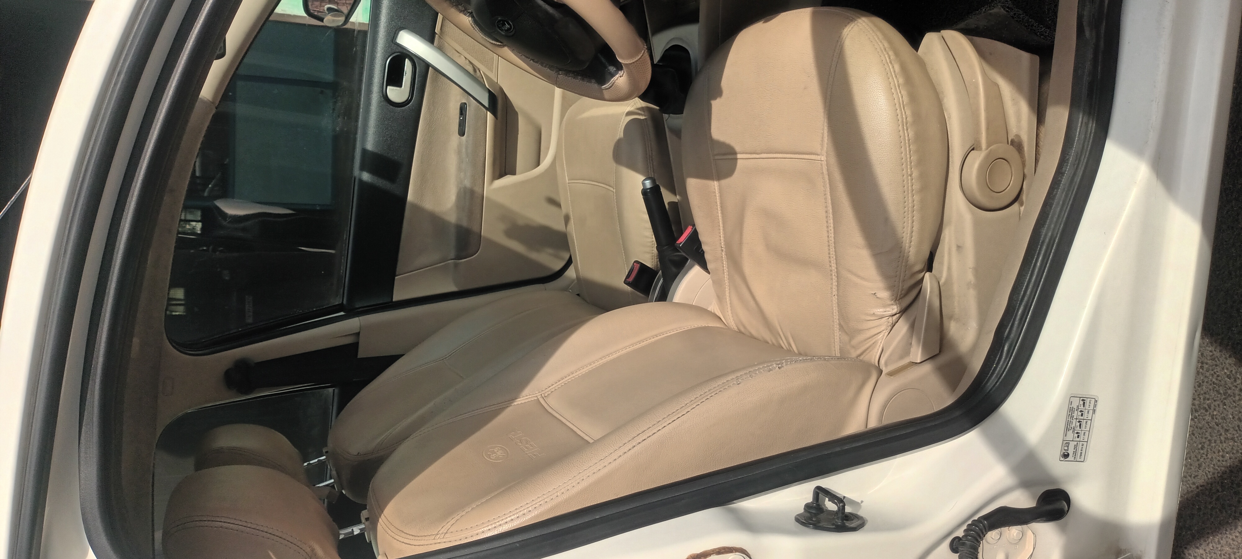 Ford Fiesta - Image 6