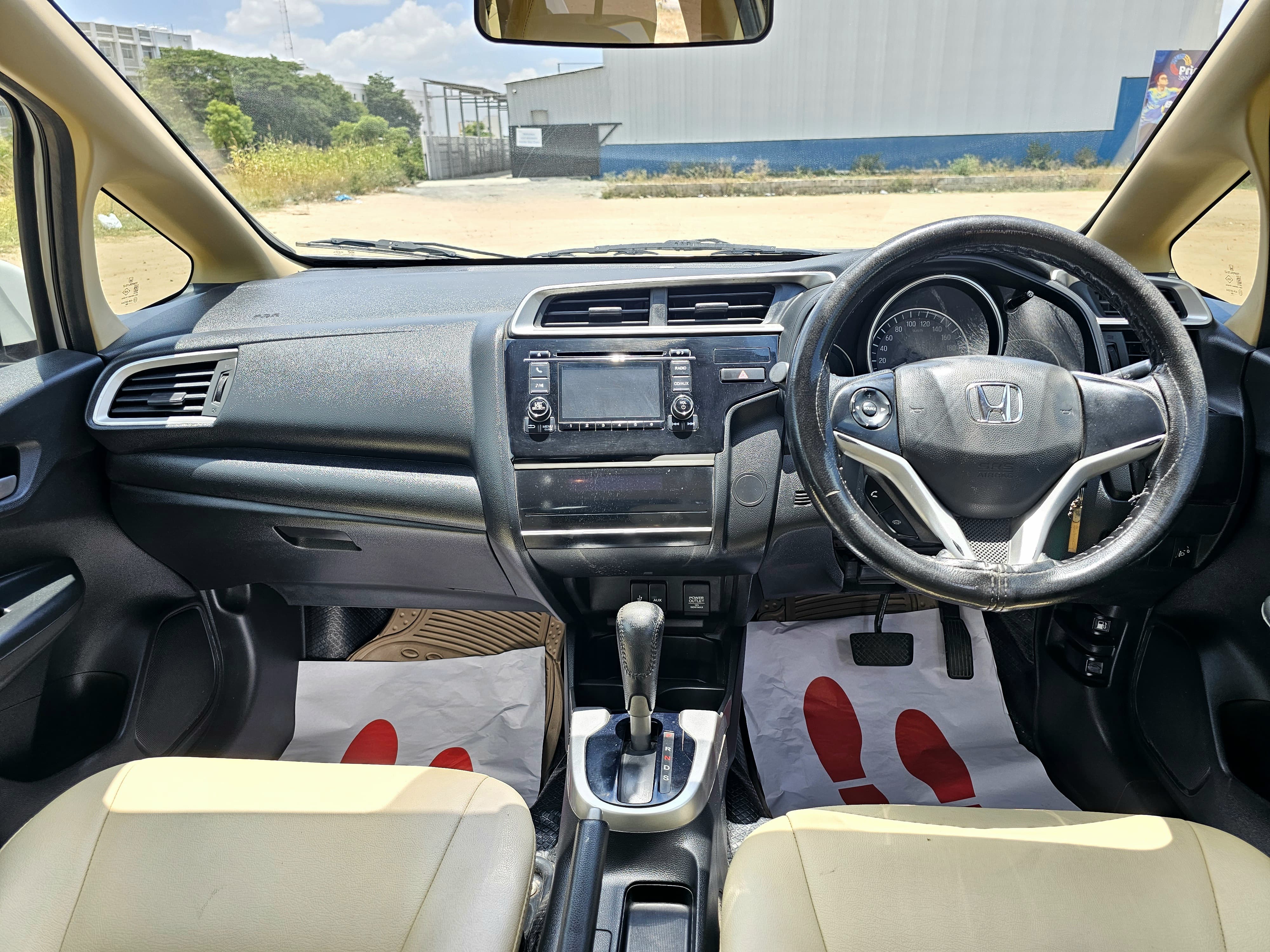 Honda Jazz - Image 11