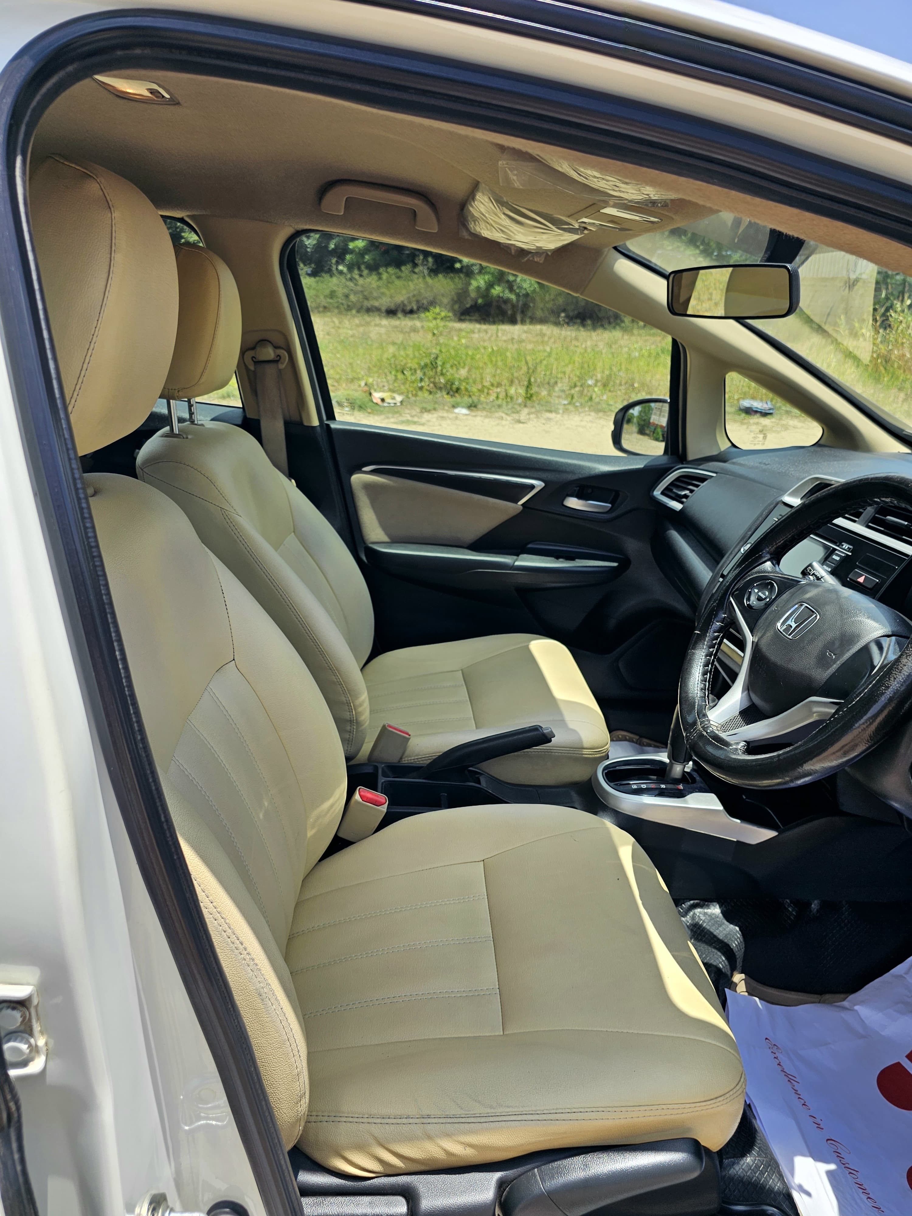 Honda Jazz - Image 2