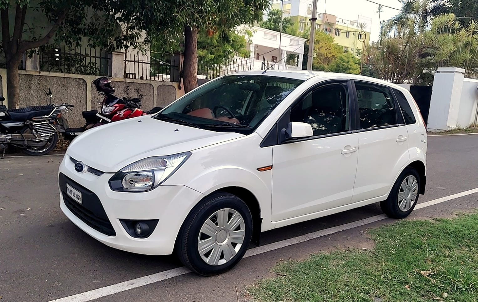 Ford Figo - Image 5