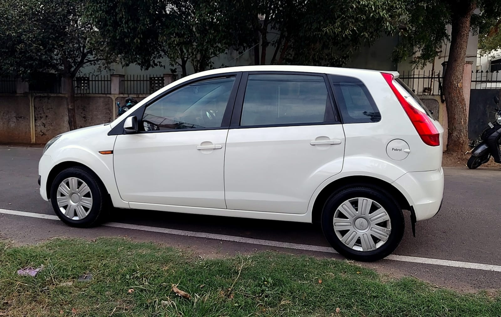 Ford Figo - Image 4