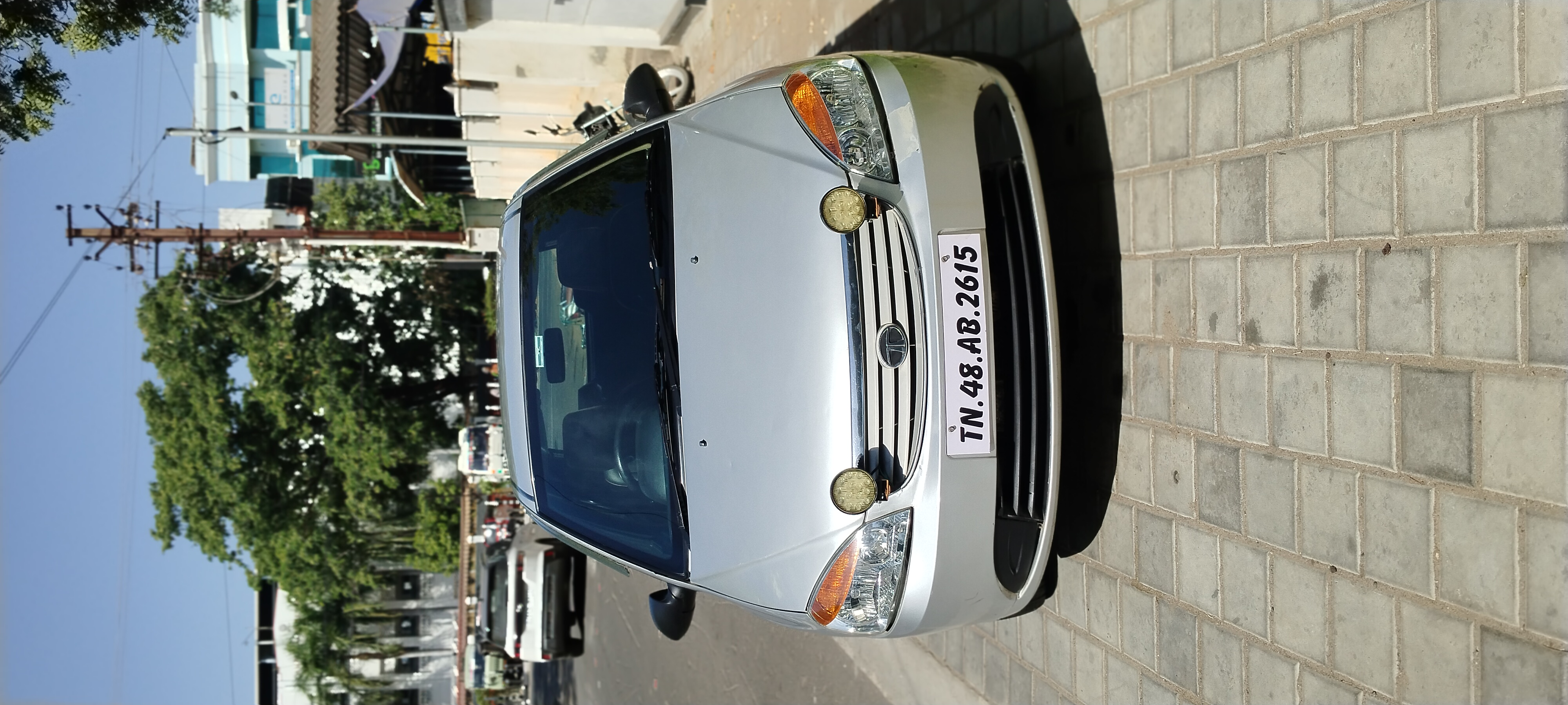 Tata Indica V2 - Image 2