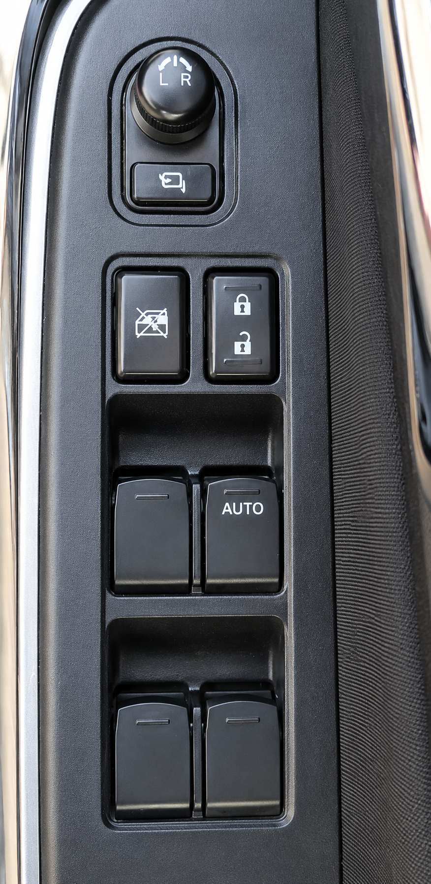 Maruti Suzuki Swift - Image 8
