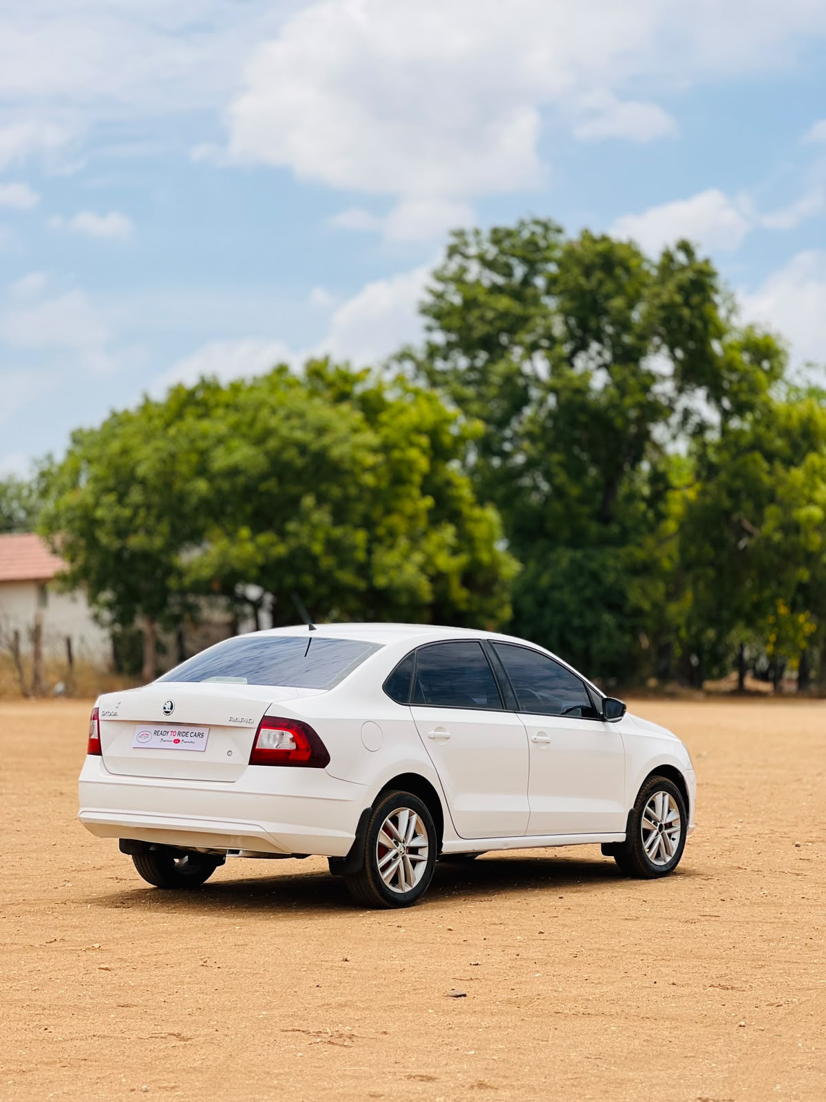 Skoda Rapid - Image 8