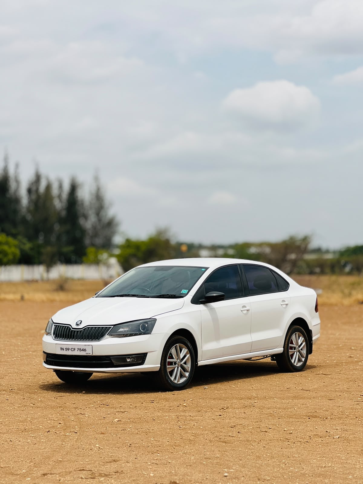 Skoda Rapid - Image 2