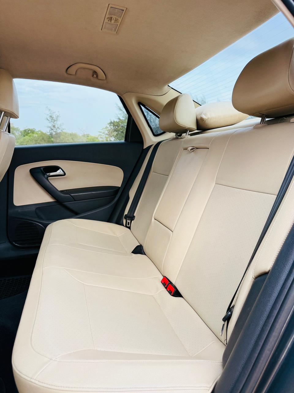 Skoda Rapid - Image 6