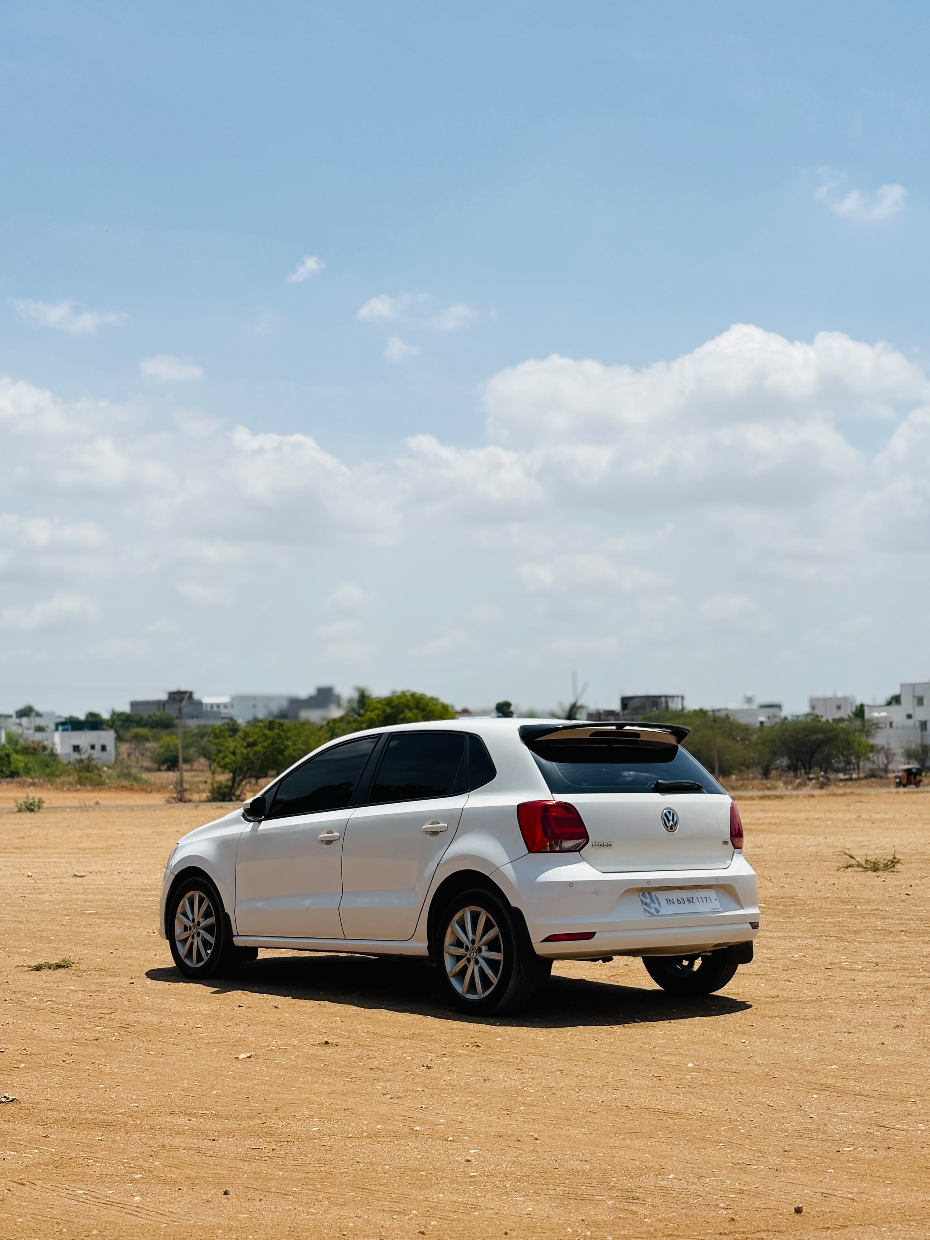 Volkswagen Polo - Image 8