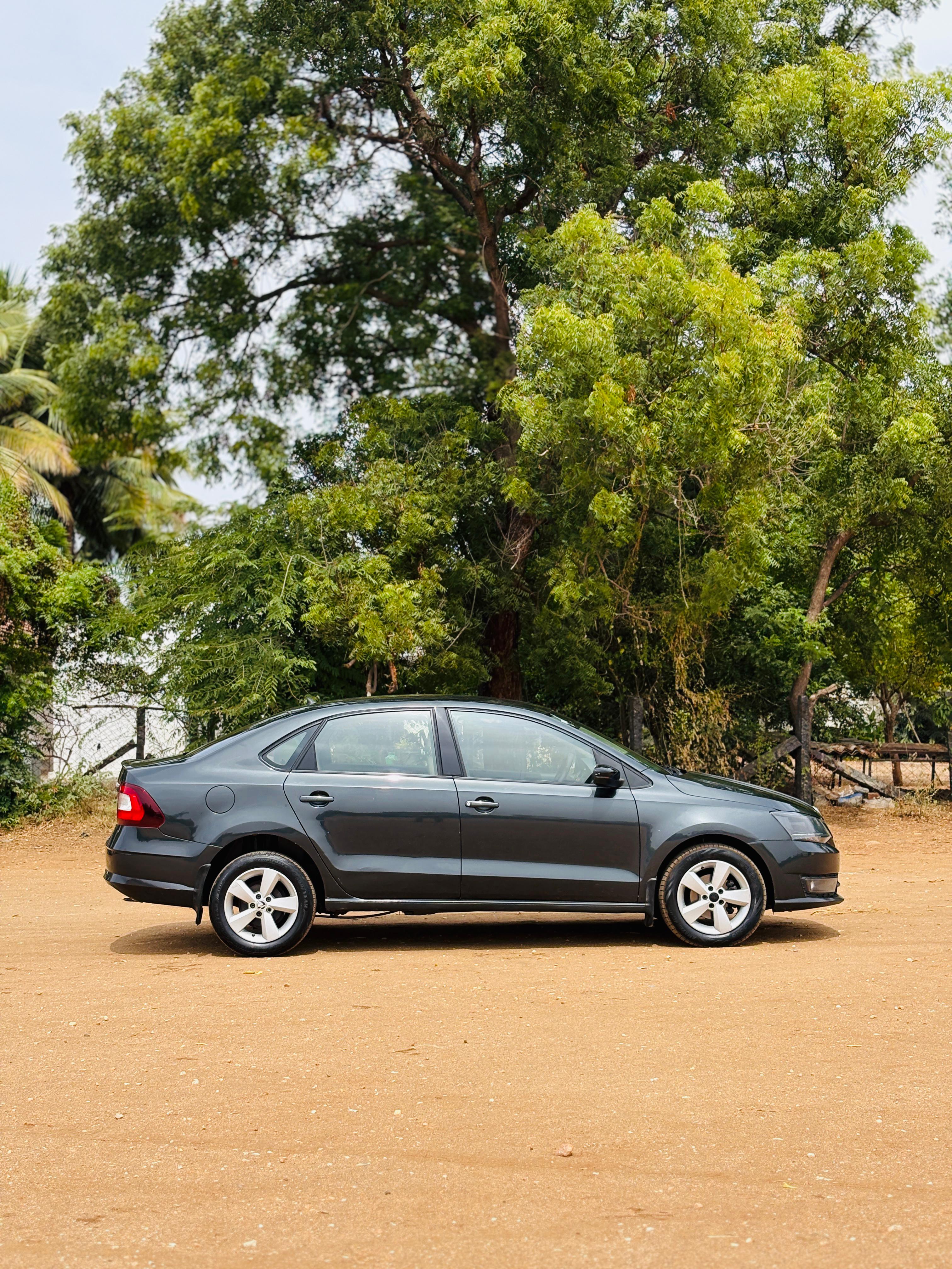 Skoda Rapid - Image 8