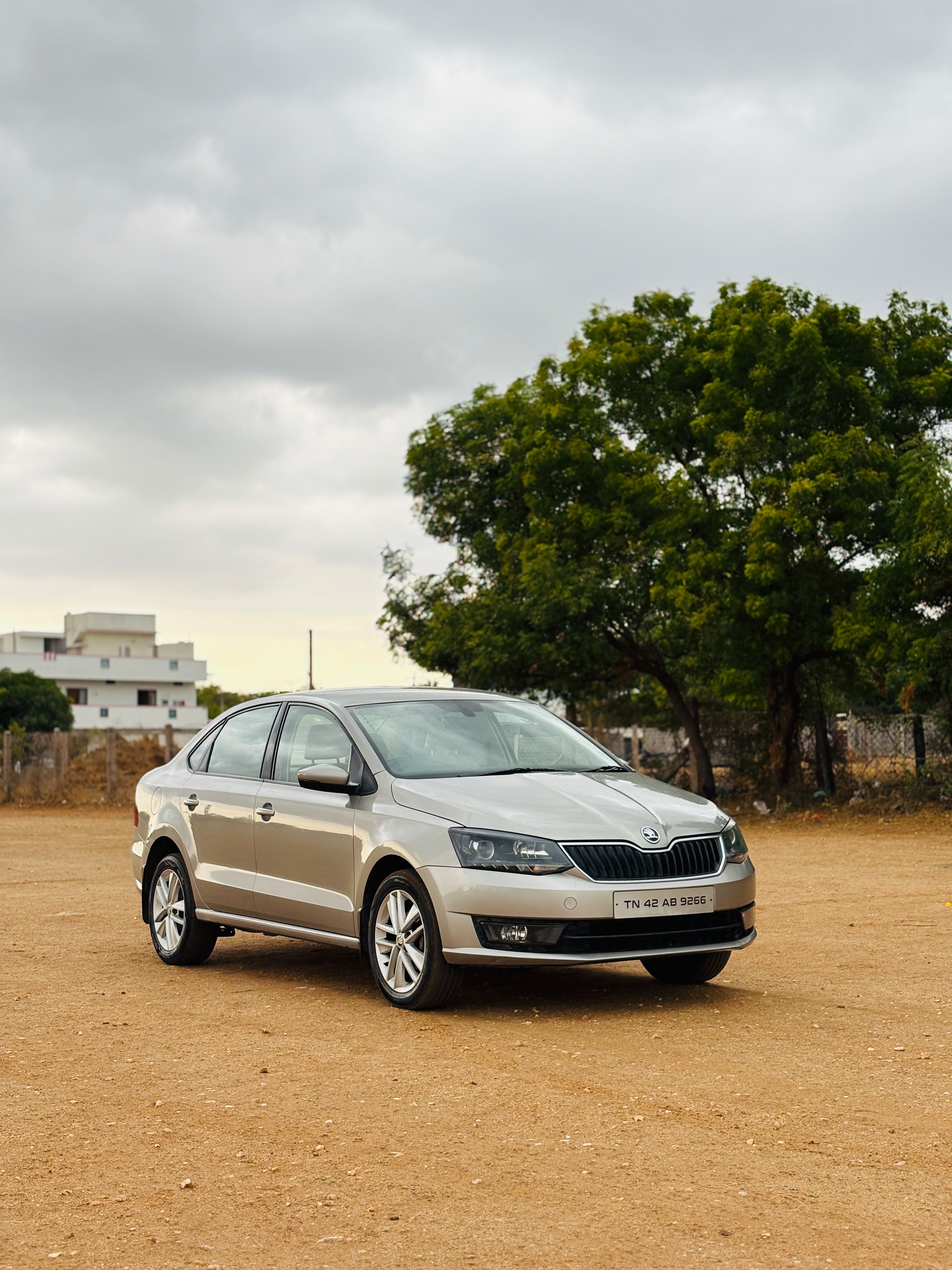 Skoda Rapid - Image 4