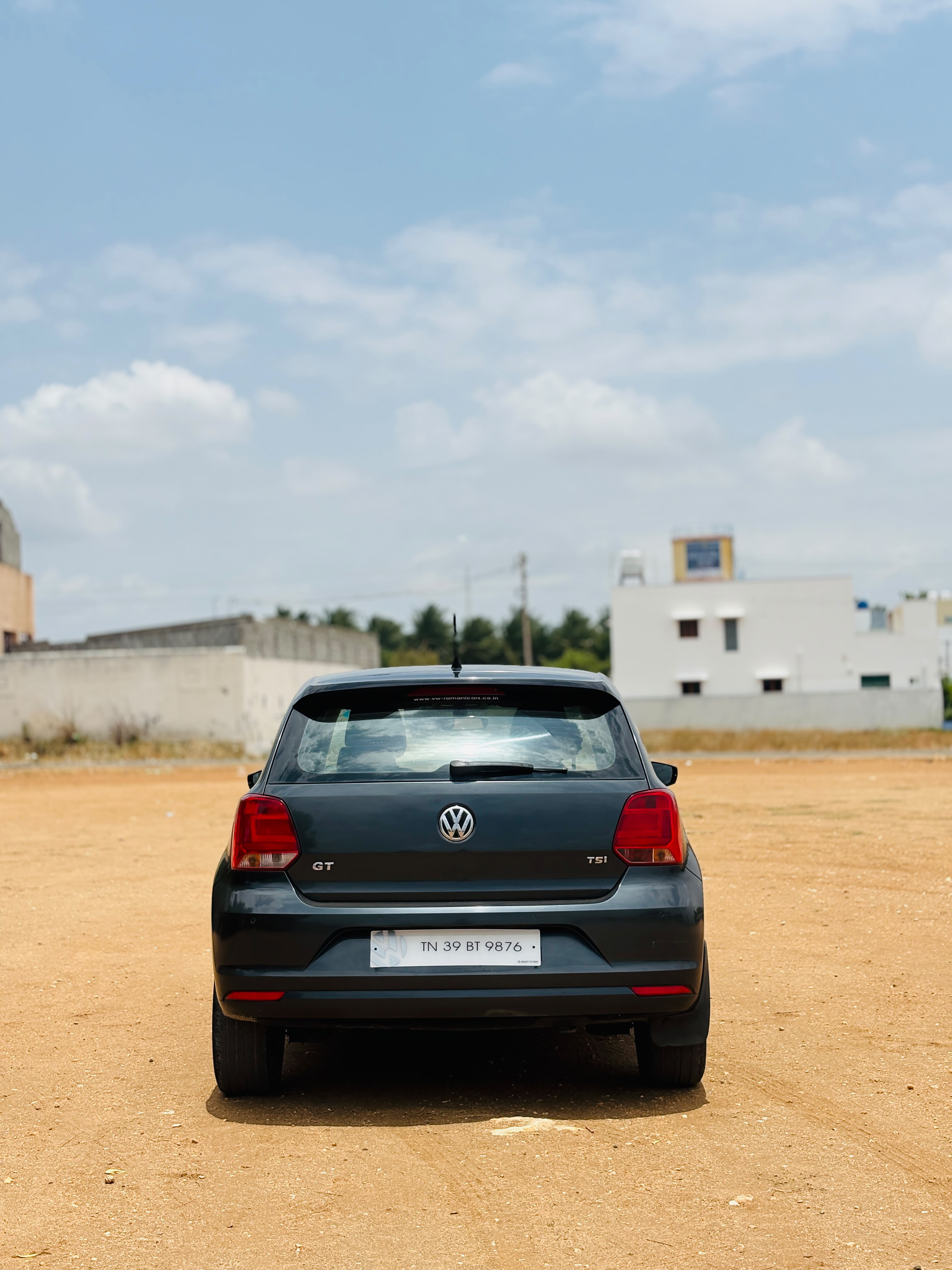 Volkswagen Polo - Image 9