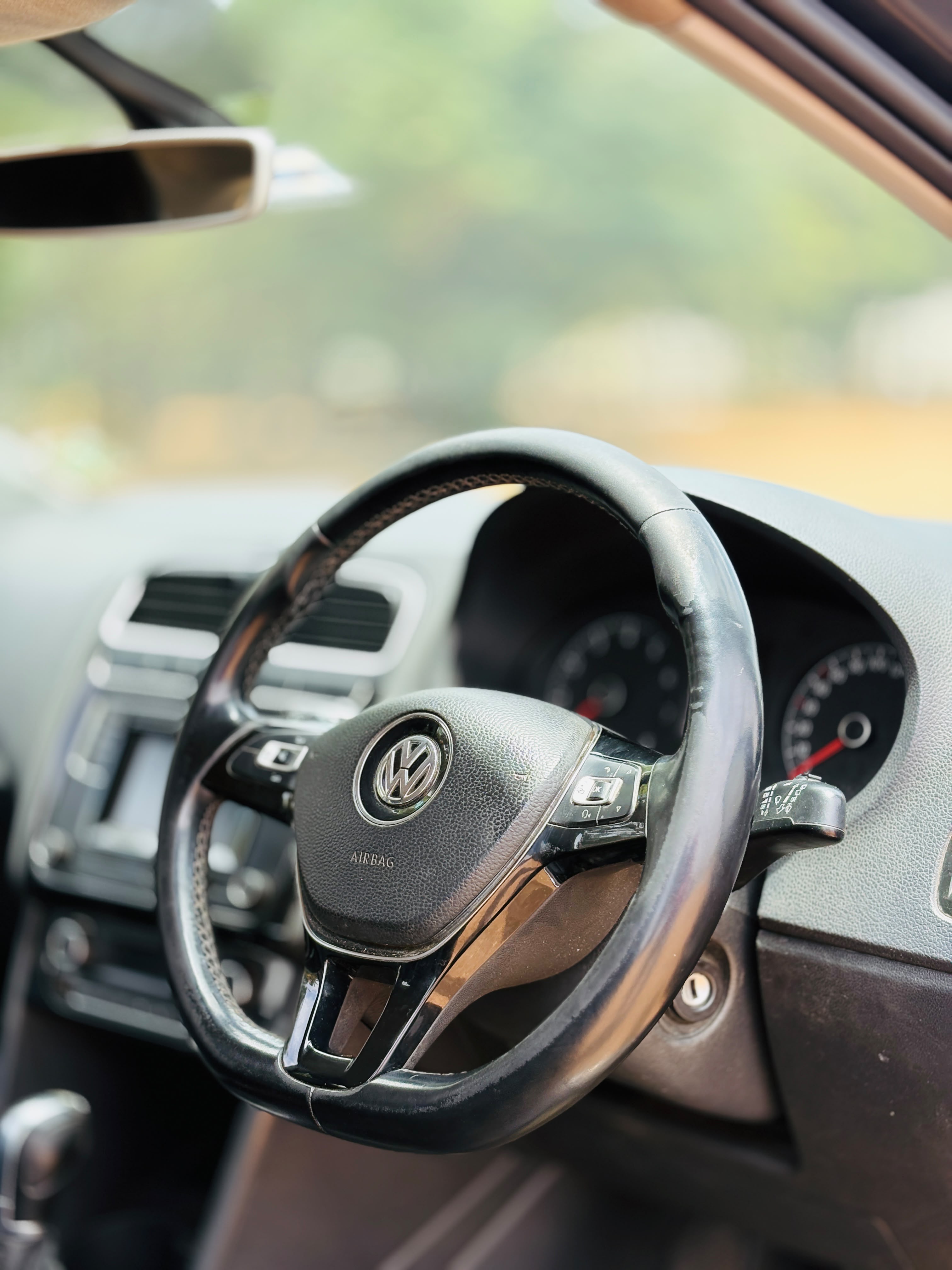 Volkswagen Polo - Image 8