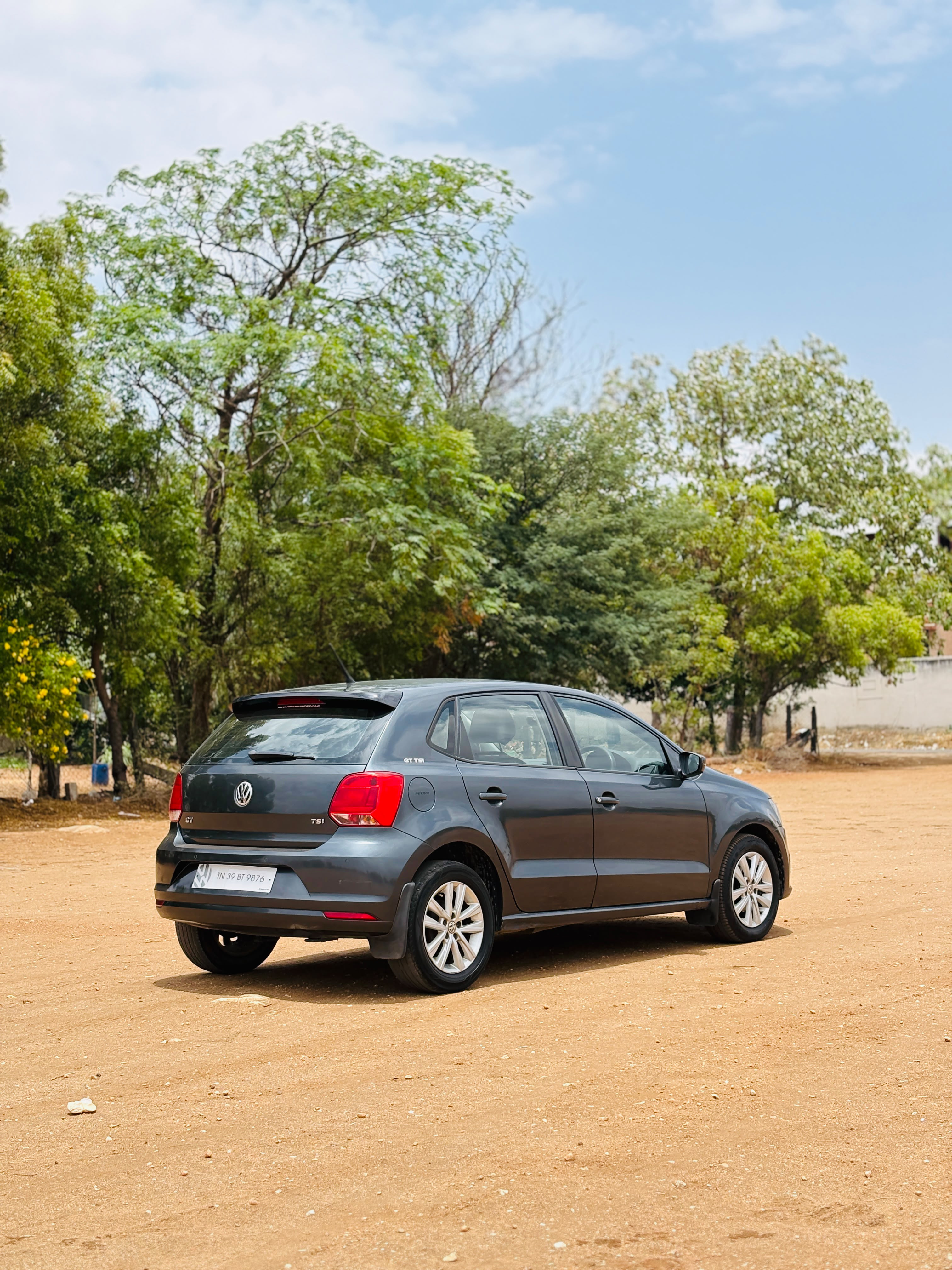 Volkswagen Polo - Image 7