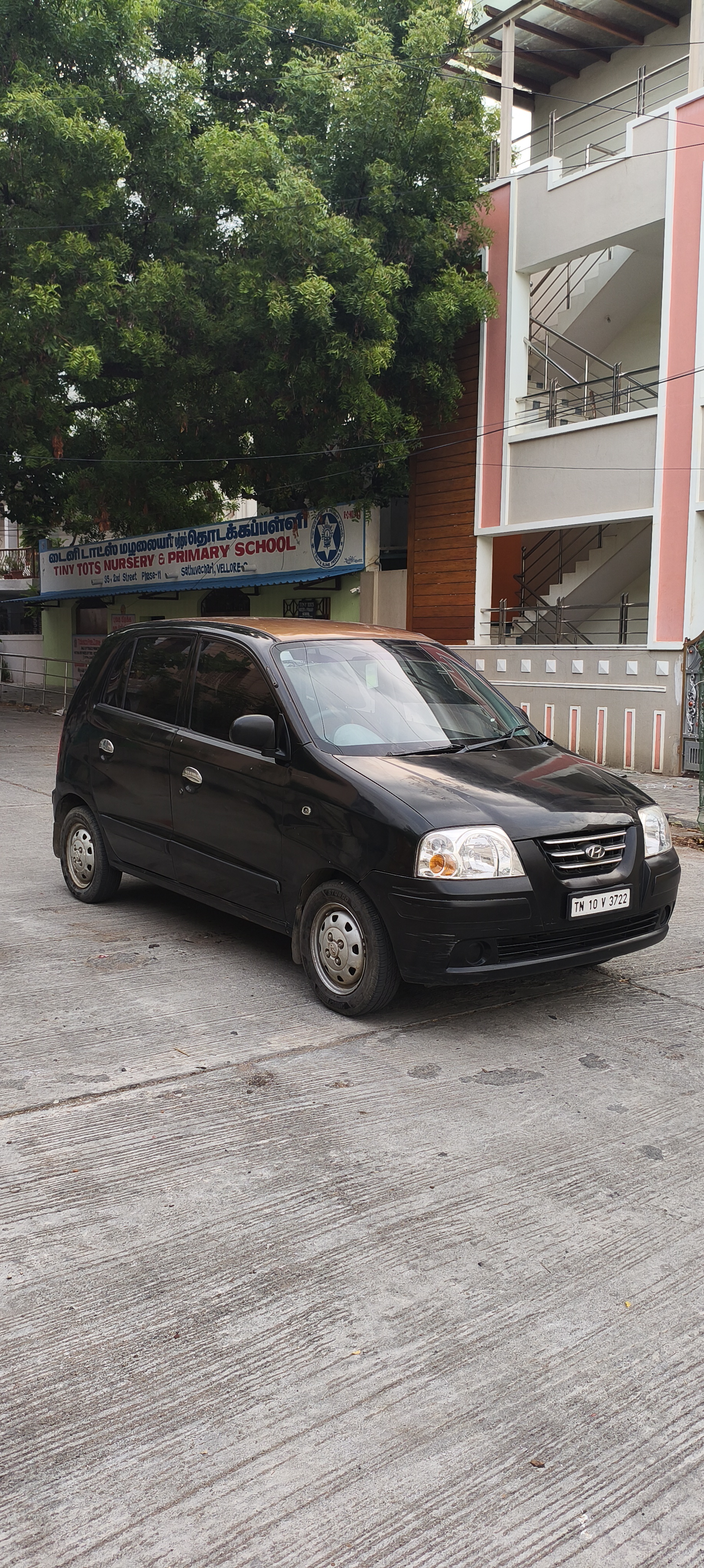 Hyundai Santro - Image 2