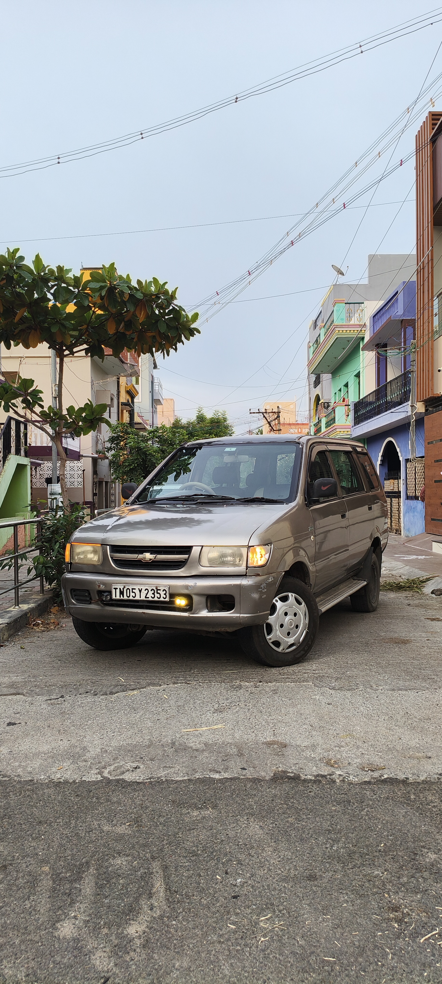 Chevrolet Tavera - Image 2
