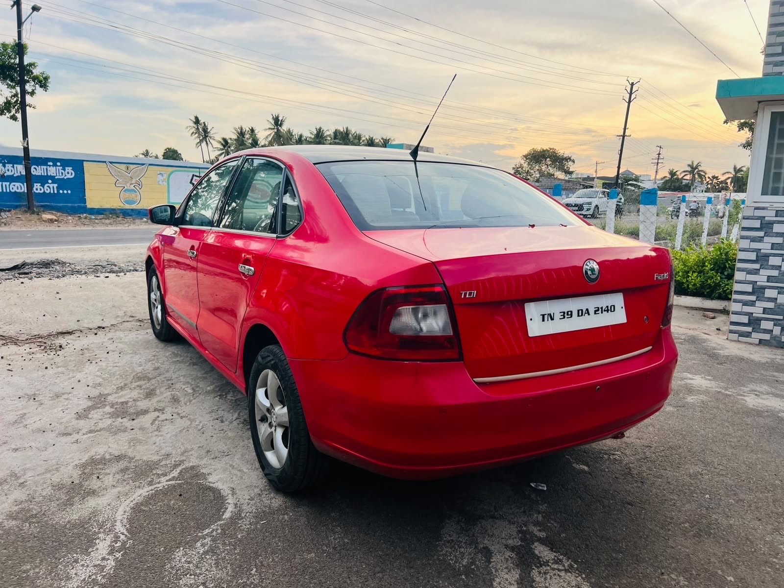 Skoda Rapid - Image 7