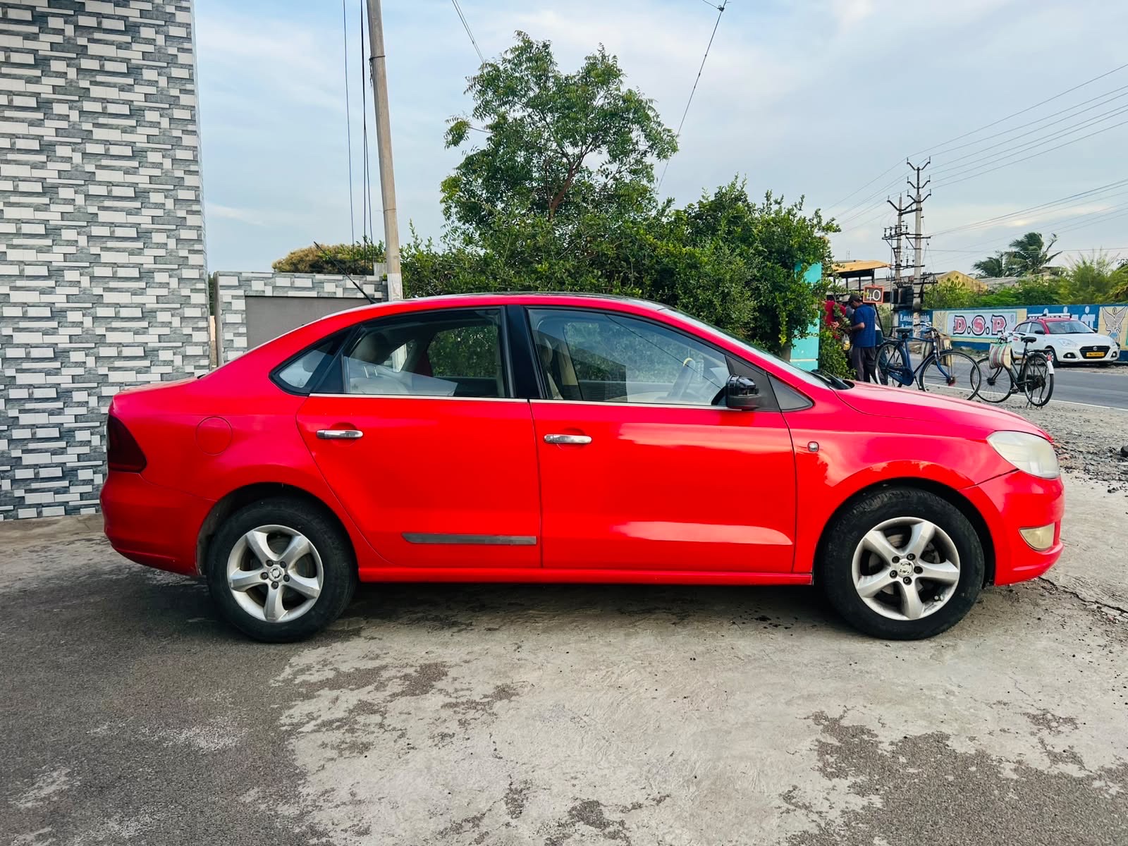 Skoda Rapid - Image 5
