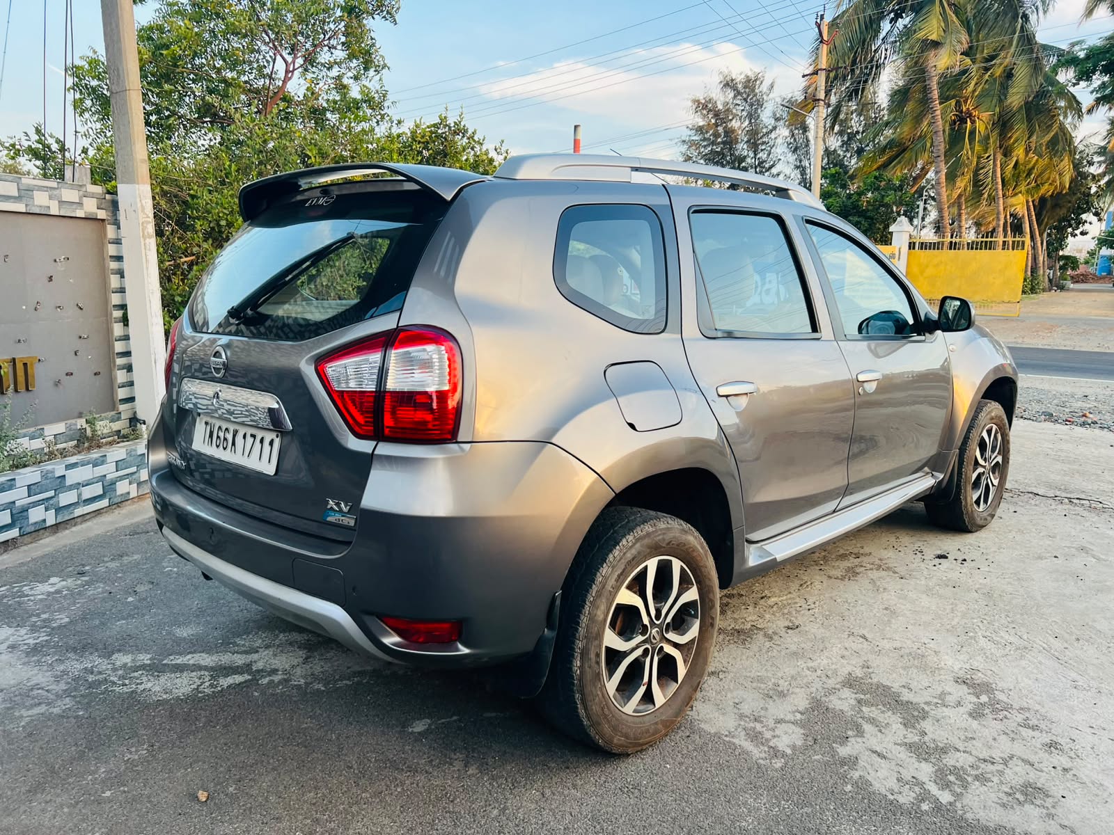 Nissan Terrano - Image 4