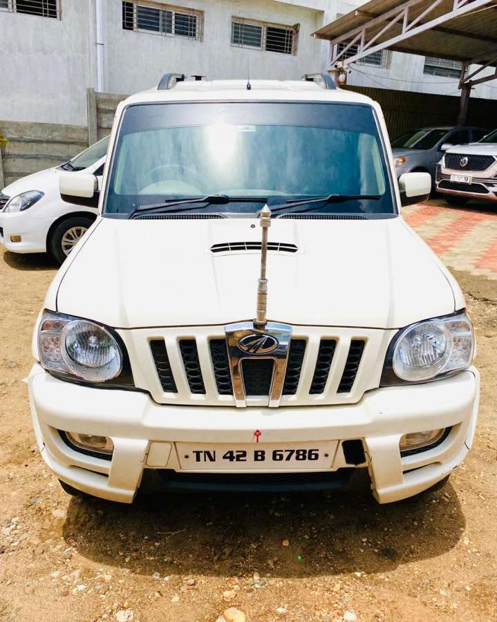 Mahindra Scorpio 2.6 SLX