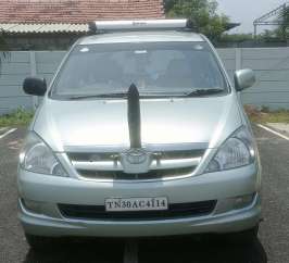 Toyota Innova 2.5 G 8 STR