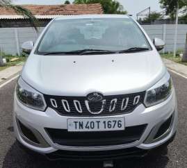 Mahindra Marazzo M2