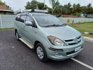 Toyota Innova 2.5 G