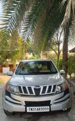 Mahindra XUV500 W6