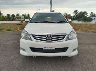 Toyota Innova 2.5 G 7 STR