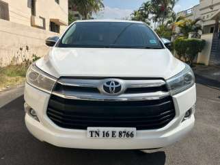 Toyota Innova Crysta 2.4z