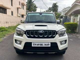 Mahindra Scorpio S11