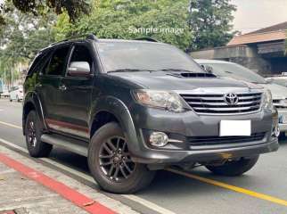 Toyota Fortuner 4x2 AT