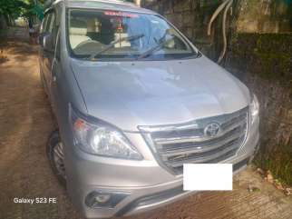 Toyota Innova 2.5 G 7 STR