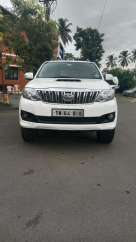 Toyota Fortuner 3.0 4X4 MT