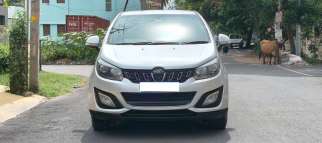 Mahindra Marazzo M6