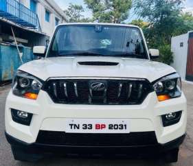 Mahindra Scorpio S10