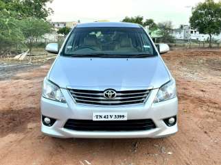 Toyota Innova 2.5 V