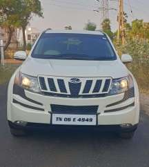 Mahindra XUV500 W8