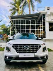 Hyundai Venue 1.5 SX MT