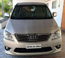 Toyota Innova 2.5 V