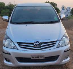 Toyota Innova 2.5 V