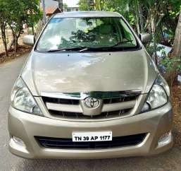 Toyota Innova 2.5 V 7 STR