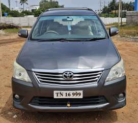 Toyota Innova 2.5 V 7 STR