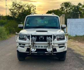 Mahindra Scorpio S10