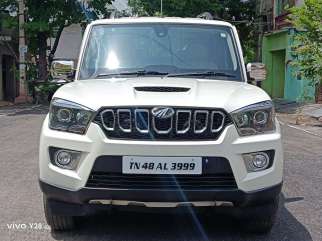 Mahindra Scorpio S11