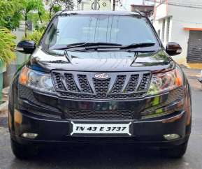 Mahindra XUV500 W4