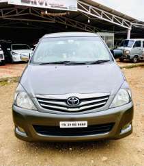 Toyota Innova 2.5 GX 8 STR BS IV